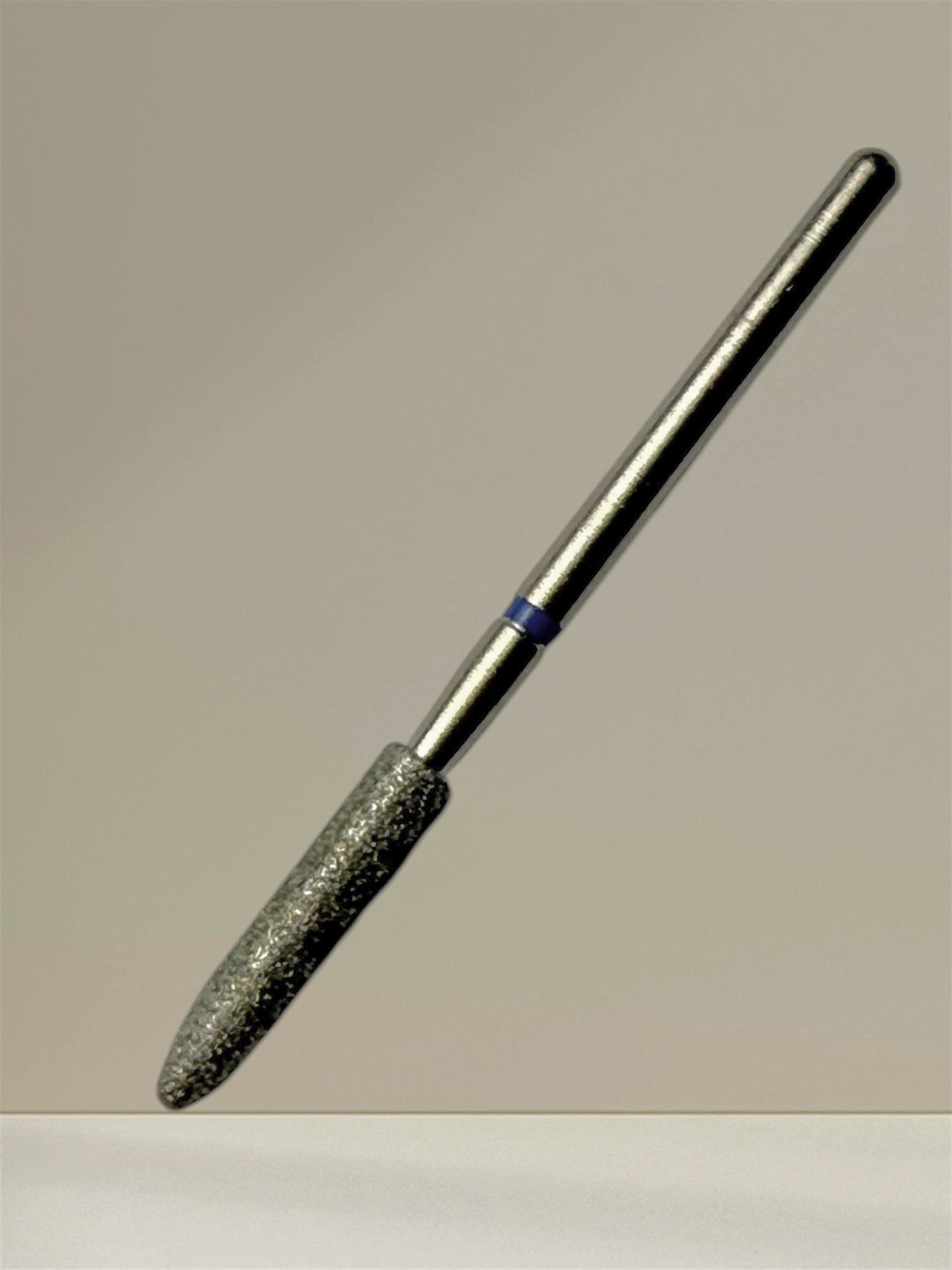 Raketka středně hrubá